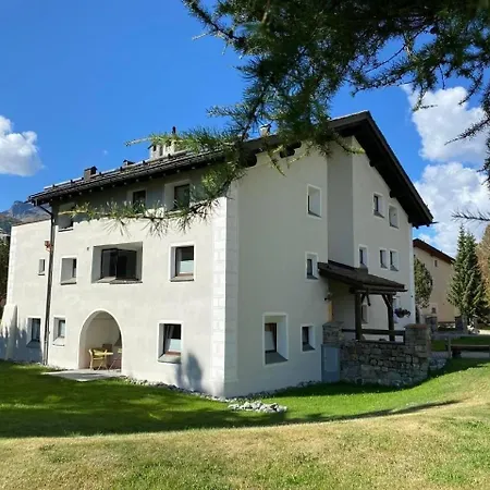 Apartment Chesa Muntanella *